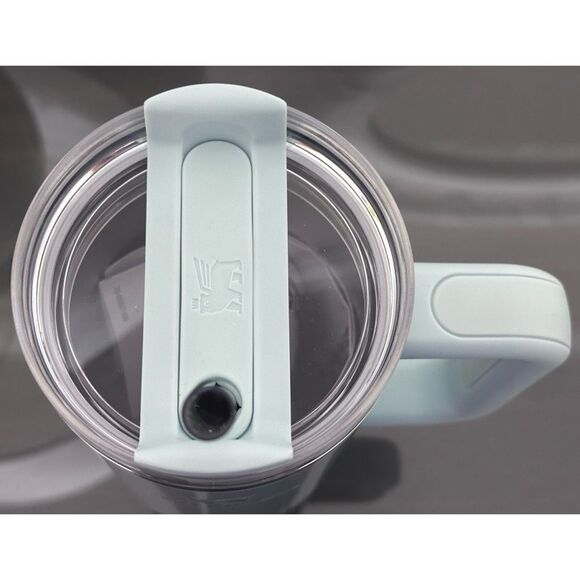 Stanley Quencher H2.0 FlowState Tumbler 30oz, BLUEBERRY MILK - Picture 3 of 4